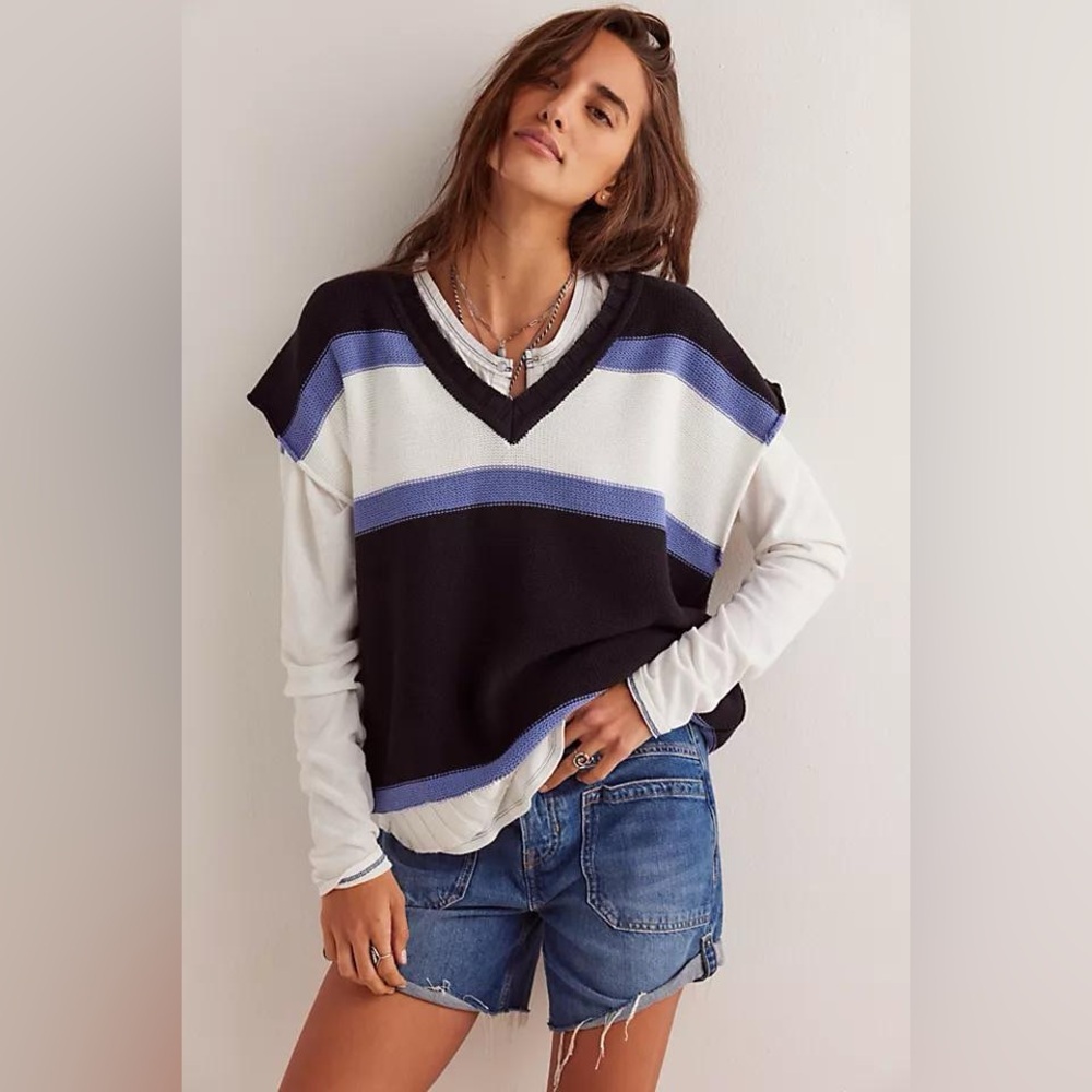 We The Free Free People Tommi Striped Sweater Vest Black White Purple M - Picture 3 of 13